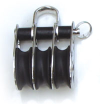 Treble Block with Shackle 25mm